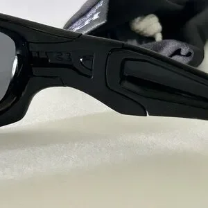 Oakley | Accessories | Copy Oakley Glossy Black Sunglasses  display picture 2